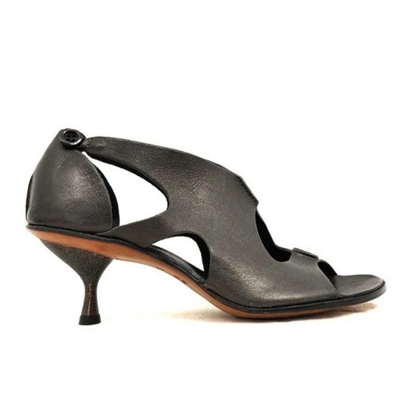 CYDWOQ Boomerang Hand Made Lagenlook Leather Open Toe Heels - Picture 2 of 15